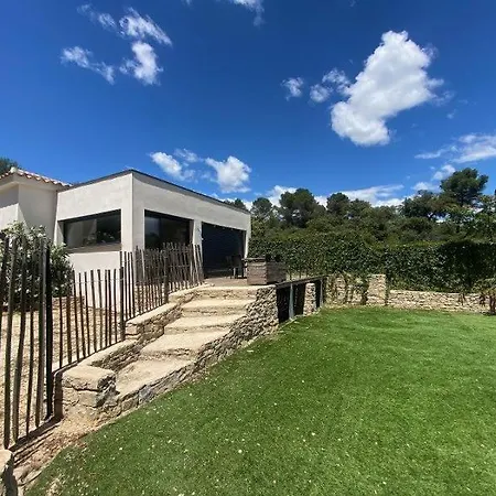 Belle Maison De Garrigue Holiday home