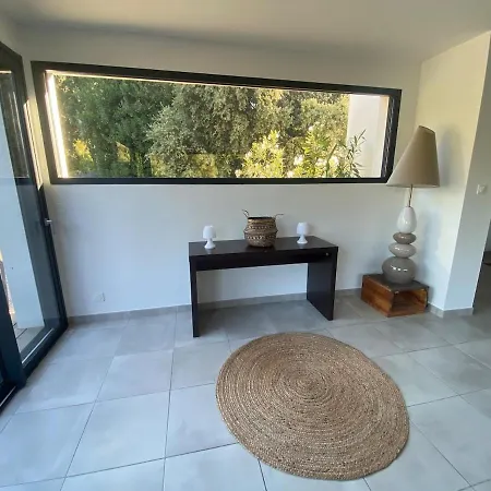 Belle Maison De Garrigue Holiday home *